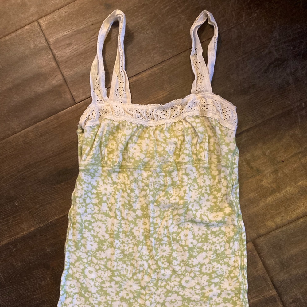 COPY - Abercrombie & Fitch - green/white floral tank top Size S